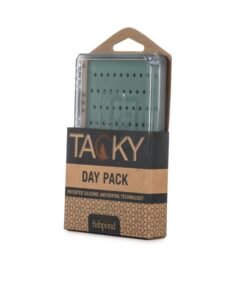 tacky day pack fly box
