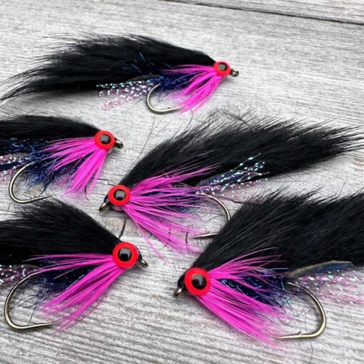 Black and pink streamer